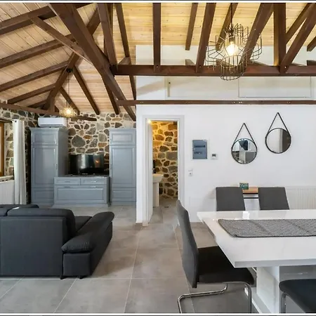 Apartament Petra *